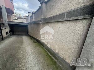 Гараж под наем в Центъра