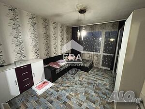 Тристаен апартамент със собствен гараж