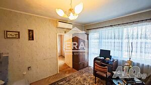 ЕРА ИмотиТе предлага за продажба Тристаен тухлен апартамент, кв. Запад 1, гр. Търговище