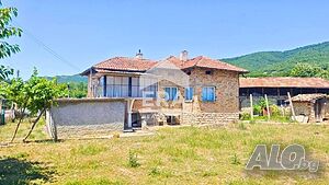 ЕКСКЛУЗИВНО! ЕРА ИмотиТе предлага за продажба Къща, село Копрец общ. Търговище