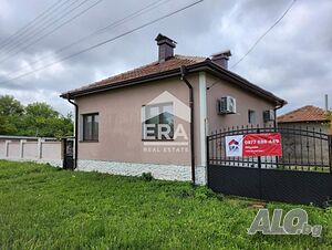 Еднофамилна къща, с. Бъзън