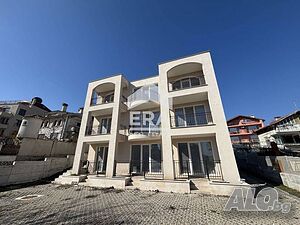 Къща на етап Акт 14 за продажба с морска панорама в местност ”Долна Трака”, Варна