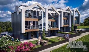 Продава се триетажна къща с площ 125 кв.м в м-ст Ален Мак, гр. Варна