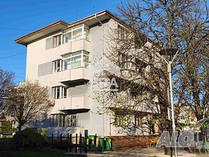 ЕРА МАКС продава работещ РЕСТОРАНТ срещу МОЛ Ямбол