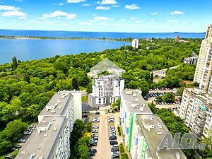 Многостаен апартамент с морска гледка в ж.к. Зорница, гр. Бургас