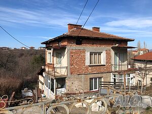 КЪЩА в кв. Веселчане