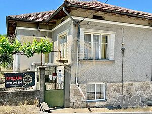 Масивна фамилна къща в гр. Ветово, обл. Русе