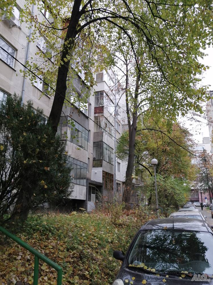 Тристаен апартамент