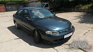 Hyundai Lantra 1.6 i 90 к.с. Хечбек Бензин 1998 год. Ръчна на части