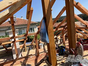 Лакиране на Дървени Къщи Вили Навеси и др
