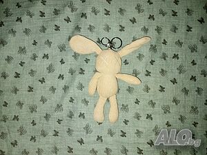 Плюшен Заек