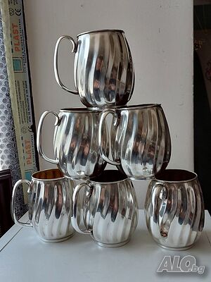 Продавам шест броя чаши (халби)silver plate-вместимост 350 мл. посребрени с вътрешна позлата.