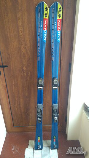 Продавам ски марка Salomon модел Street Racer STX, малко използвани, напълно сервизирани