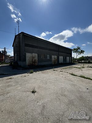 Продава се парцел в район Северен