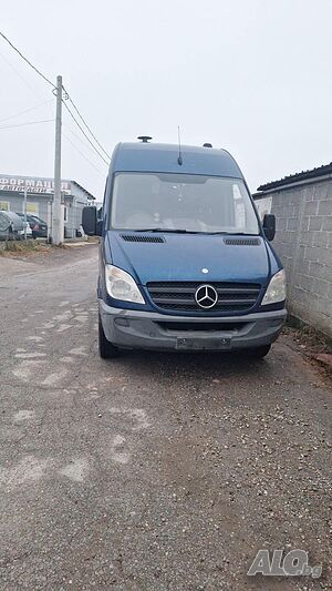 Mercedes-Benz Sprinter W906 *на части*