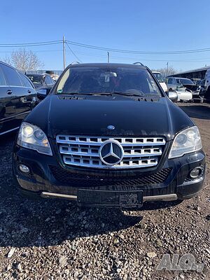 Mercedes-Benz ML500 *на части*