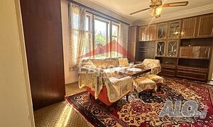 ⭐АГЕНЦИЯ ”ЕВРОПА” Продава ексклузивно: Втори етаж от къща с партер в района на ДКЦ ⭐