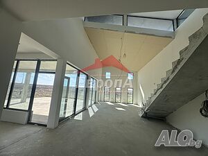 ⭐АГЕНЦИЯ ”ЕВРОПА” Продава ексклузивно: Къща в с. Кабиле⭐