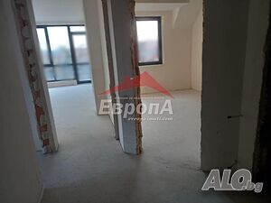 ⭐АГЕНЦИЯ ”ЕВРОПА” Продава: Тристаен апартамент⭐
