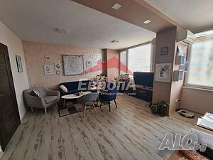 ⭐АГЕНЦИЯ ”ЕВРОПА” Дава под наем: Офис в центъра⭐