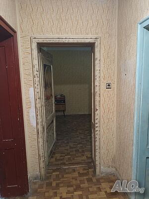 Двустаен тухлен апартамент