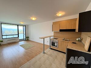 Двустаен апартамент с балкон в Aspen Heights, Пирин Голф зона, близо до Банско