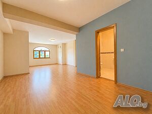 Двустаен Апартамент за Продажба в Банско, Pirin River, Близо до Лифта и Центъра