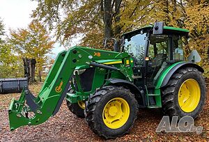 2014 трактор John Deere 5085M