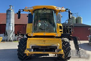 2008 комбайн New Holland CX8060
