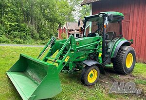 2016 Трактор John Deere 4066R