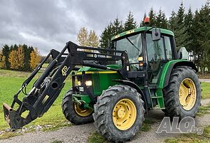 1998 Трактор John Deere 6110