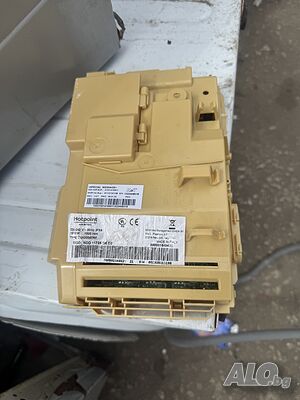 Продавам отлично работеща управляваща платка за пералня+сушилня Hotpoint-Ariston 11/7 kg