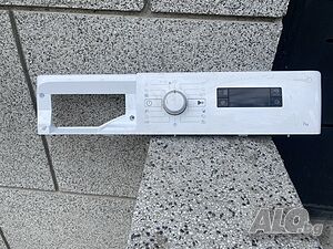 Продавам отлична управляваща и горна платка за пералня Whirlpool FWF71253W EU