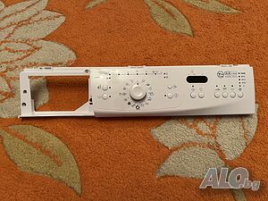 Продавам отлична управляваща платка с предният панел за пералня Whirlpool AWО/D 7010- 7кг