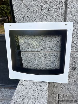 Продавам отлично запазено предно стъкло за готварска печка Gorenje (Горене)