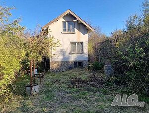 Продажба вила, Русе, с. Николово, над езерото