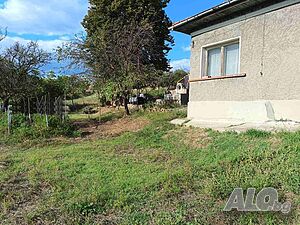 Продажба къща за основен ремонт, гр. Русе, кв. Средна кула