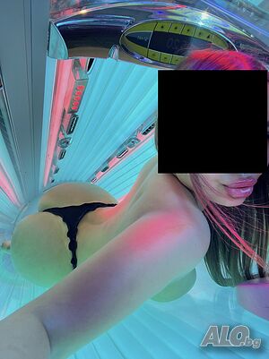 Sexy Brunette💋🐈‍⬛ ONLYFANS MODEL🐈‍⬛💋