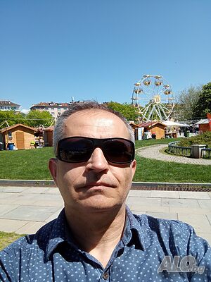 мъж търси жена за връзка от София
