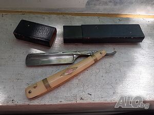 Прекрасен френски бръснач с дръжка от слонова кост