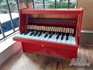 Старо детско пиано - играчка