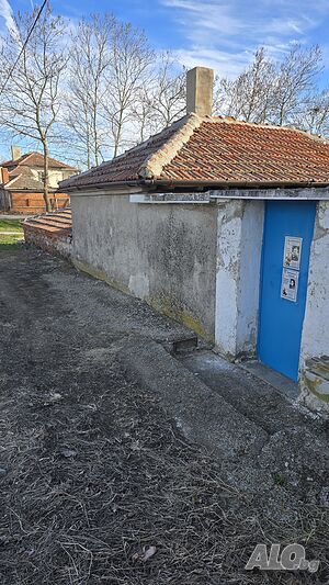 Малка къща в с. Победа