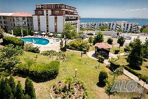 Заповядай на почивка в Комплекс Воденицата в курорта Свети Влас!