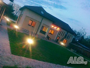 Крайпътен мотел ”Комплекс Вила Фретли”