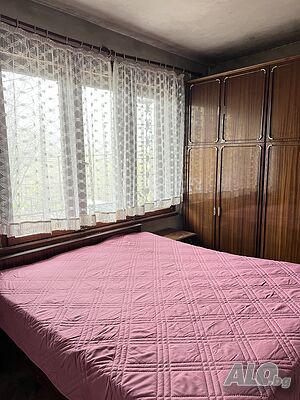 Продаваме къща Триетажна къща 210 кв.м РЗП 850 кв.м двор | Къщи, Вили | Парк-мотел Гривица Гривица