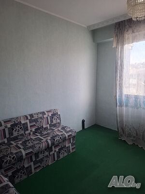 Продавам тристаен апартамент в ж.к. Бузлуджа