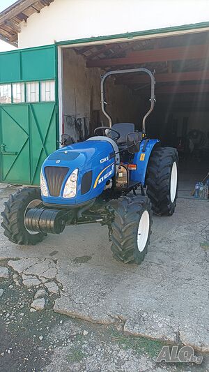 New Holland BOOMER 50к.с 4х4