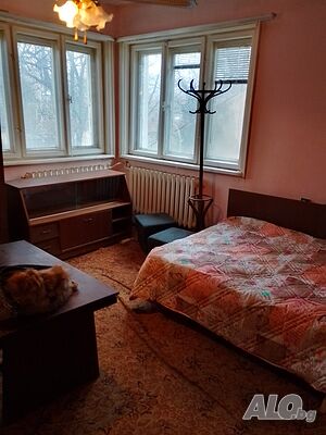 Етаж от къща широк ц. р