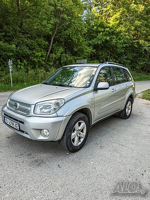 Toyota RAV 4 - 2.0 бензин