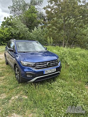 Фолксваген T-Cross, TSI-110 к.с. Практически нов-6300 км., гаранционен!